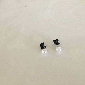 Swarovski Jewelry - Swarovski Earrings Swarovski Jewelry - Swarovski Earrings